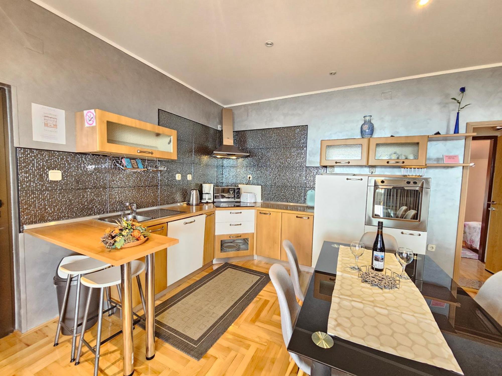 Apartments Villa Vera Novi Vinodolski Eksteriør billede